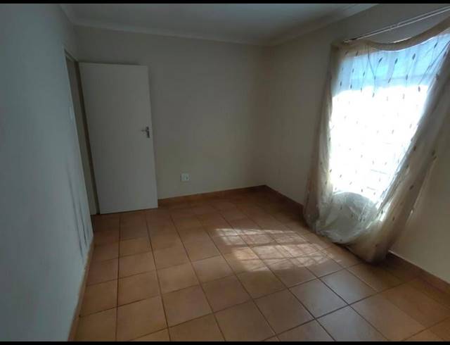 2 BEDROOM HOUSE FOR SALE IN SKY CITY